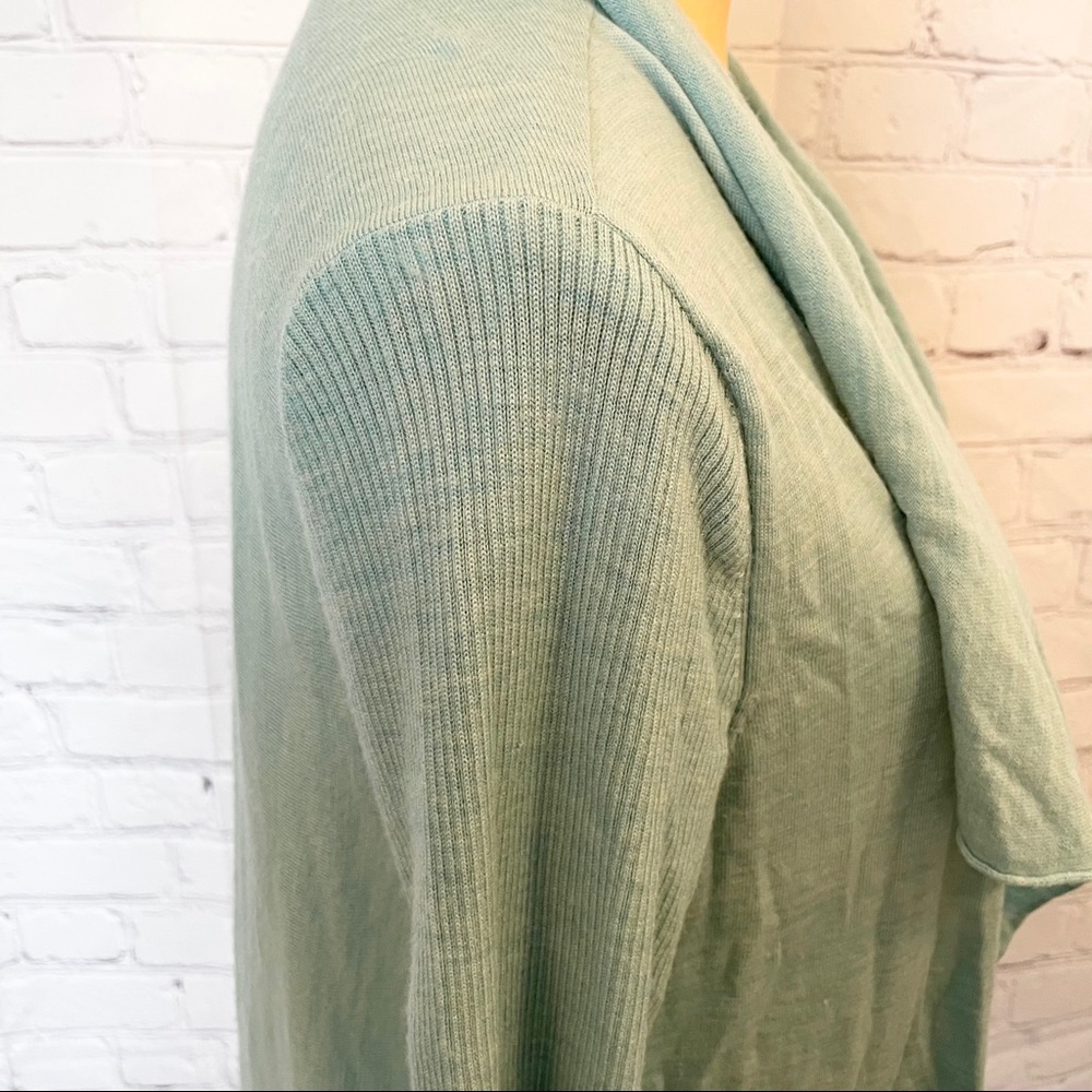 Eileen Fisher 100% Merino Wool open front cardigan - Picture 4 of 9